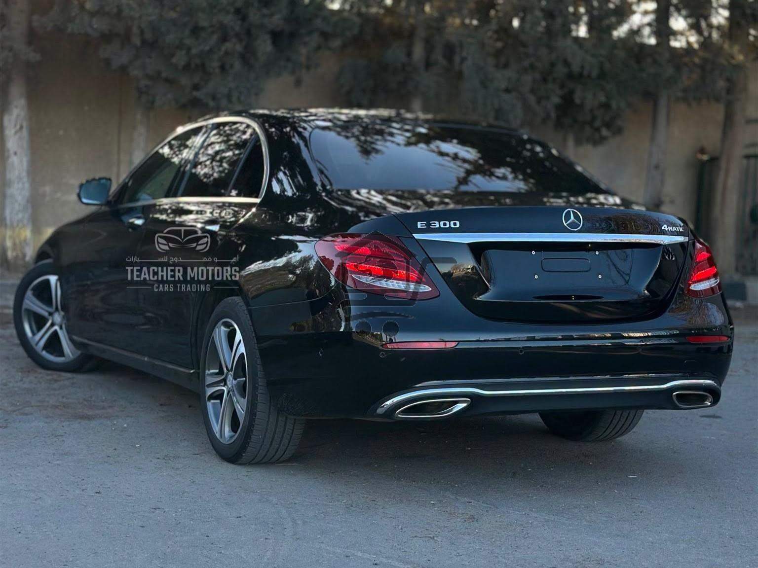 Mercedes E300 4Matic 2017 - الصورة 2