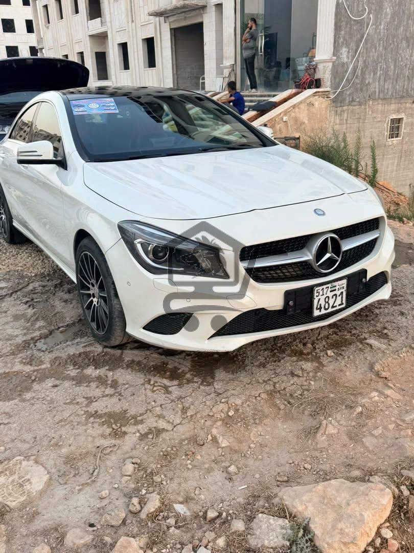 مرسيدس سي ال اي CLA200 - الصورة 1