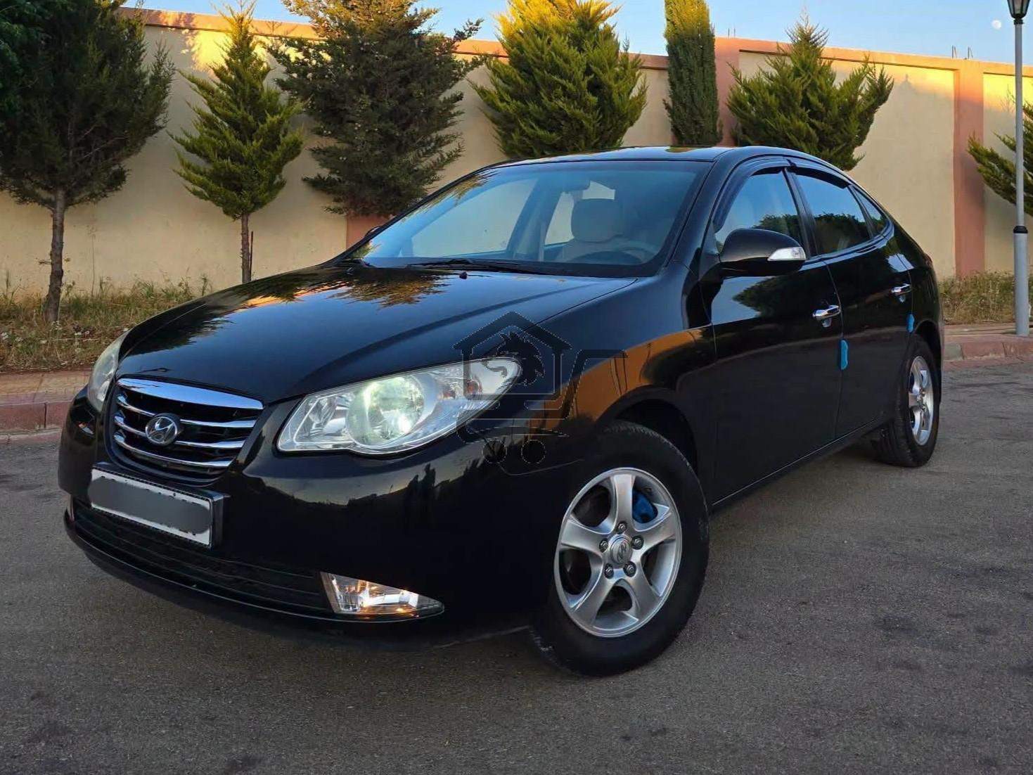 Hyundai Elantra 2011 - الصورة 3