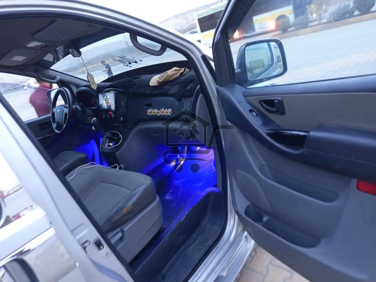 اتش ون موديل 2008 - الصورة 5