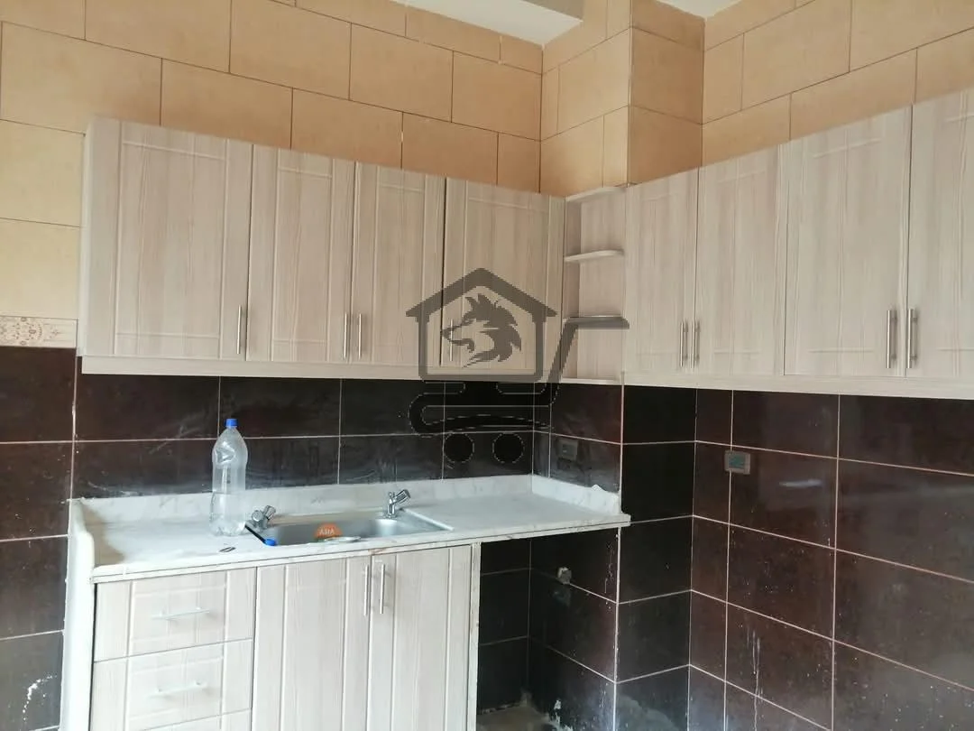 شقة مكسية غرفتين بدون فرش - الصورة 2