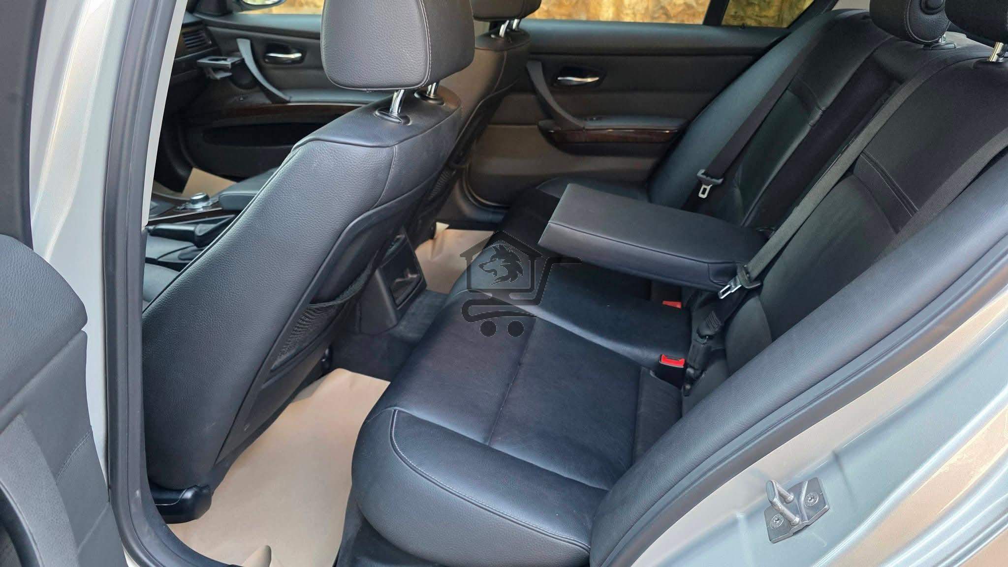 BMW 320i - الصورة 5