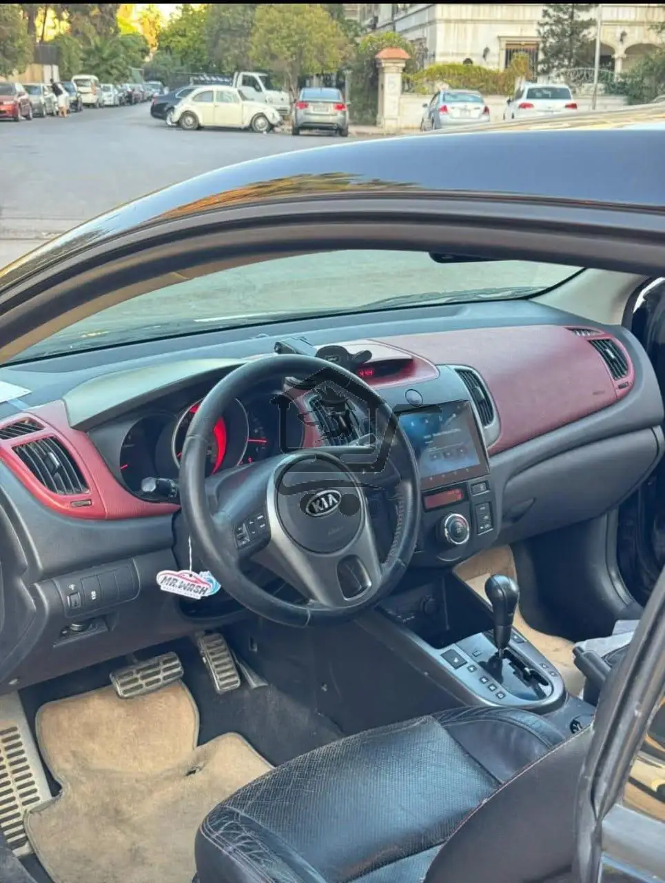 سيارة للبيع - الصورة 4