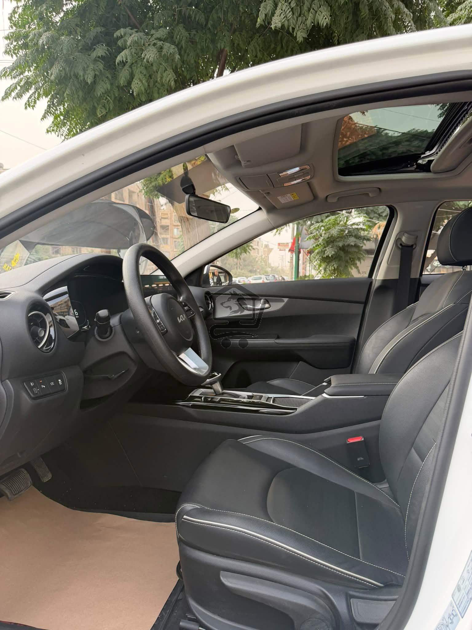 Kia K3 2025 - الصورة 5