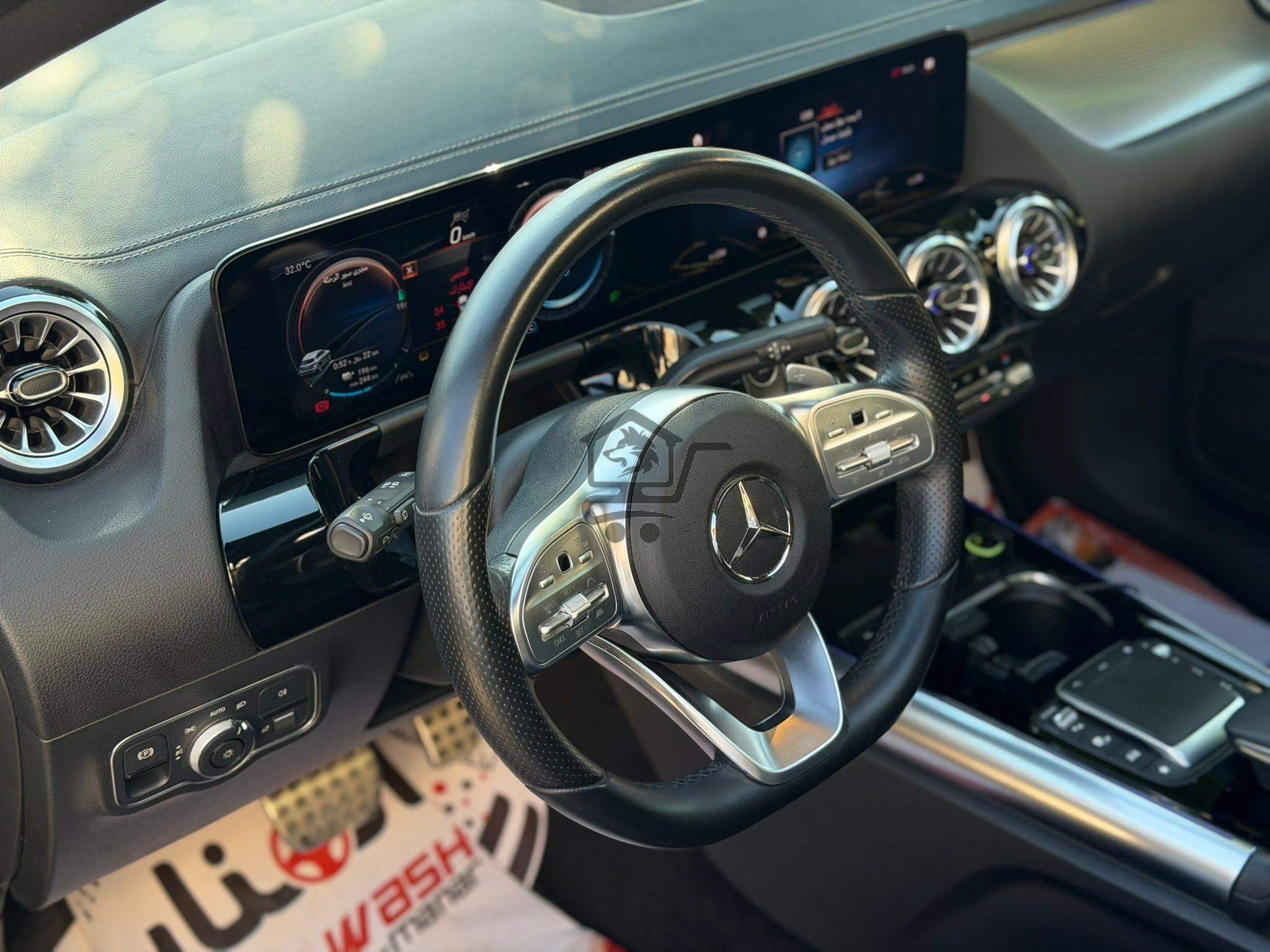 Mercedes-Benz EQA 250 - الصورة 8