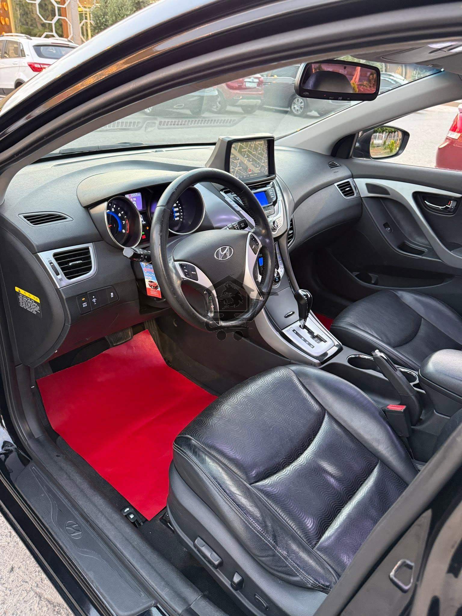 Hyundai Avante 2011 - الصورة 5