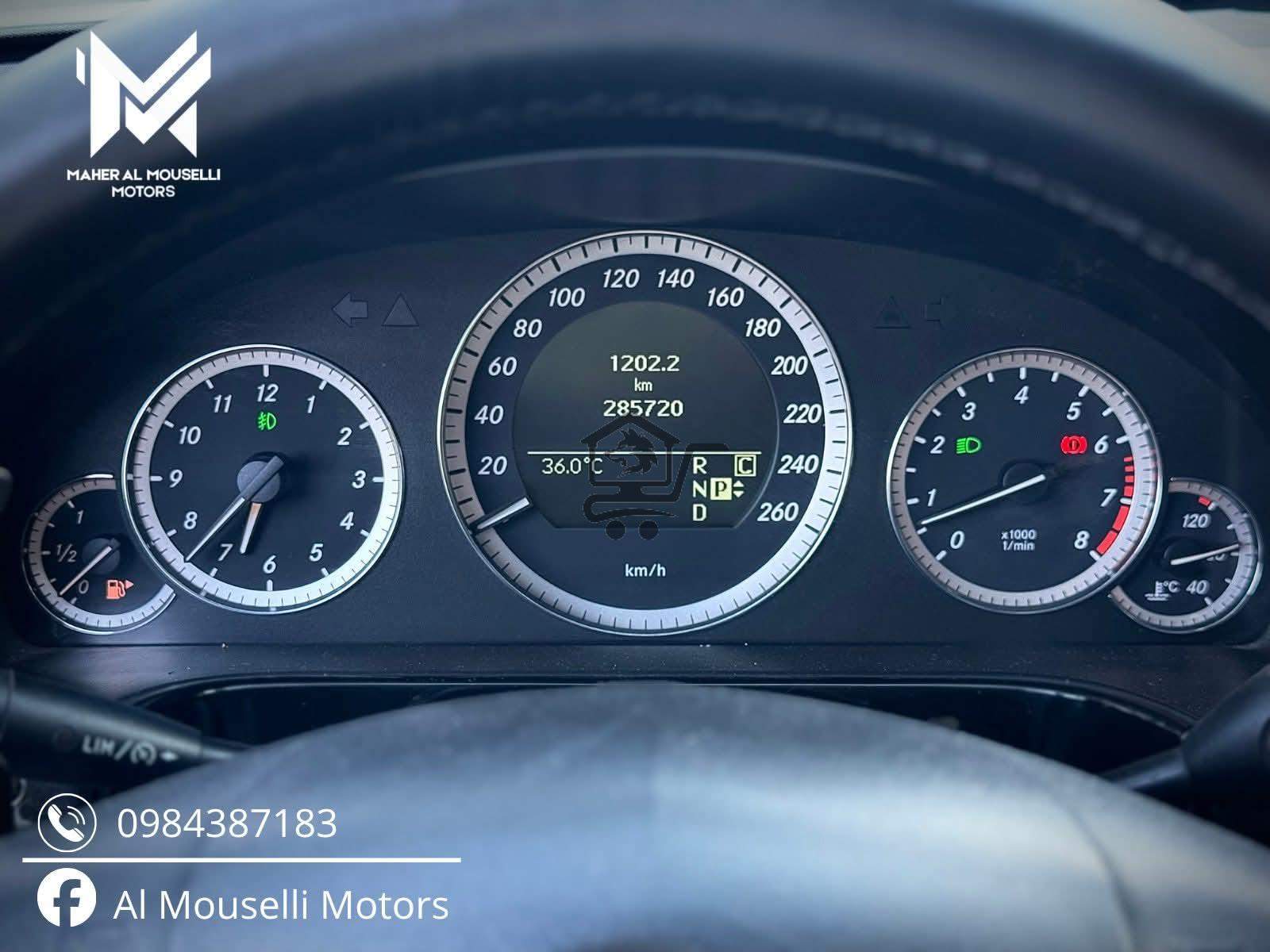 سيارة مارسيدس E350 - الصورة 5