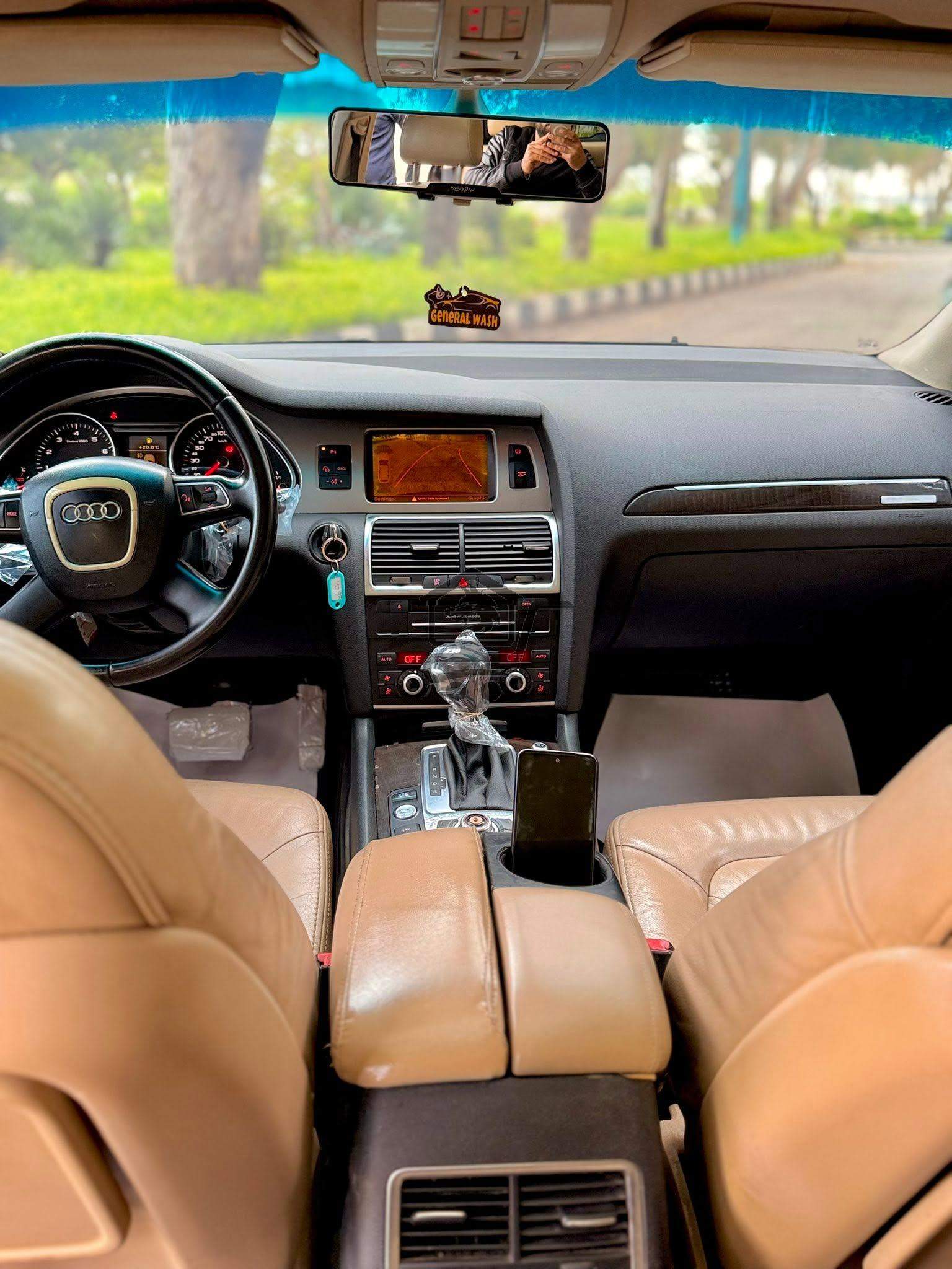 Audi Q7 2010 - الصورة 6