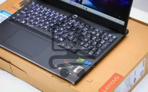 Lenovo Legion Y7000 IRX10 - الصورة 4