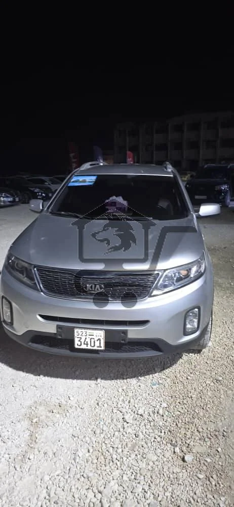 كيا سيرنتو - الصورة 1