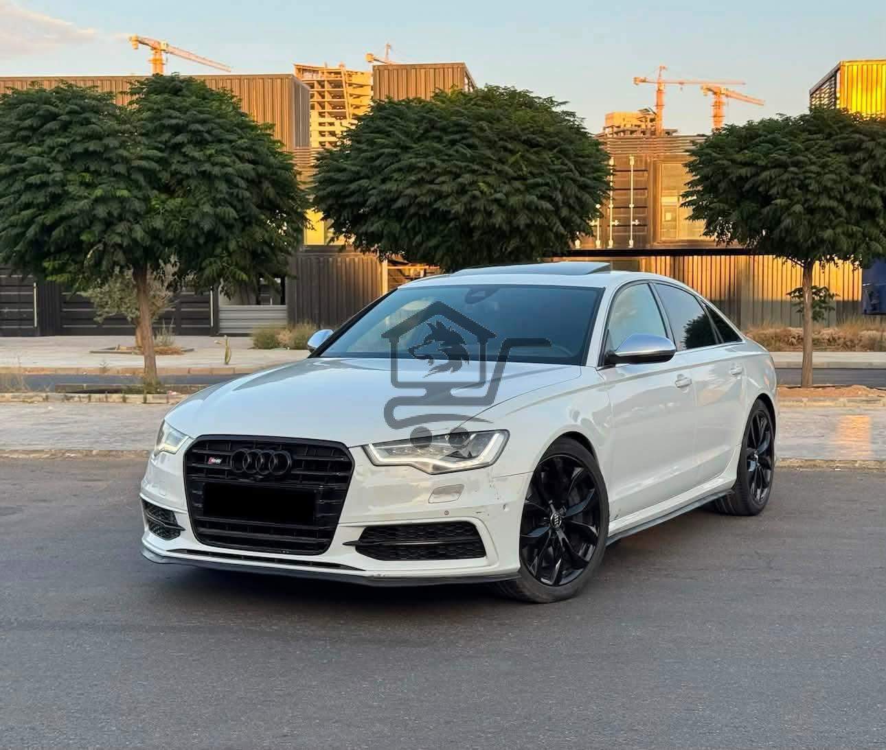 AUDI S6 - الصورة 1