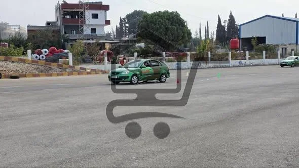 مدرسة عمريت لتعليم قيادة المركبات - الصورة 2