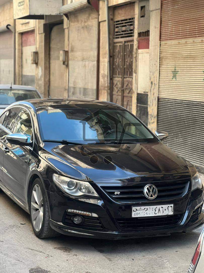 فوكس باسات سي سي 2009 - الصورة 1