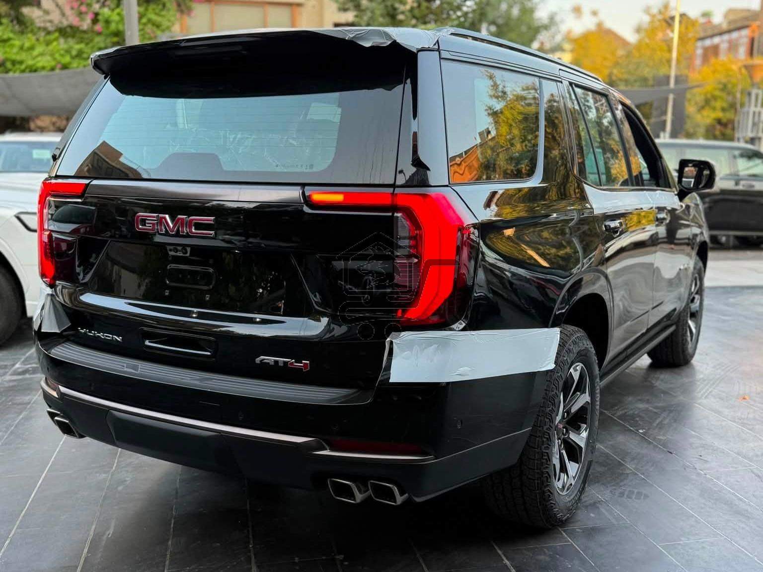 GMC Denali Yukon - الصورة 2