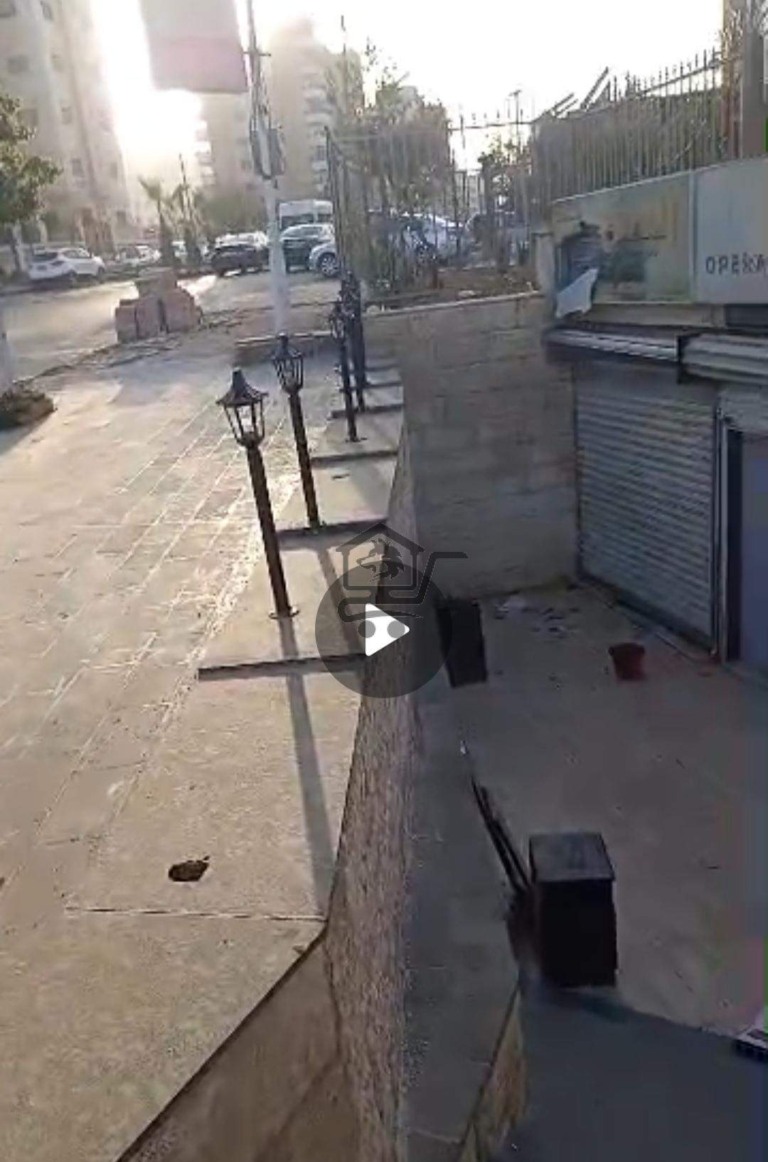 محل بموقع خدمي فاضي - الصورة 2