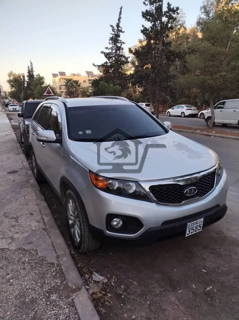 كيا سيرنتو - الصورة 1