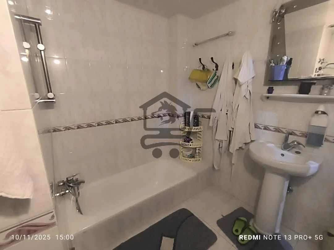 شقة سكنية مميزة ضمن موقع خدمي - الصورة 5