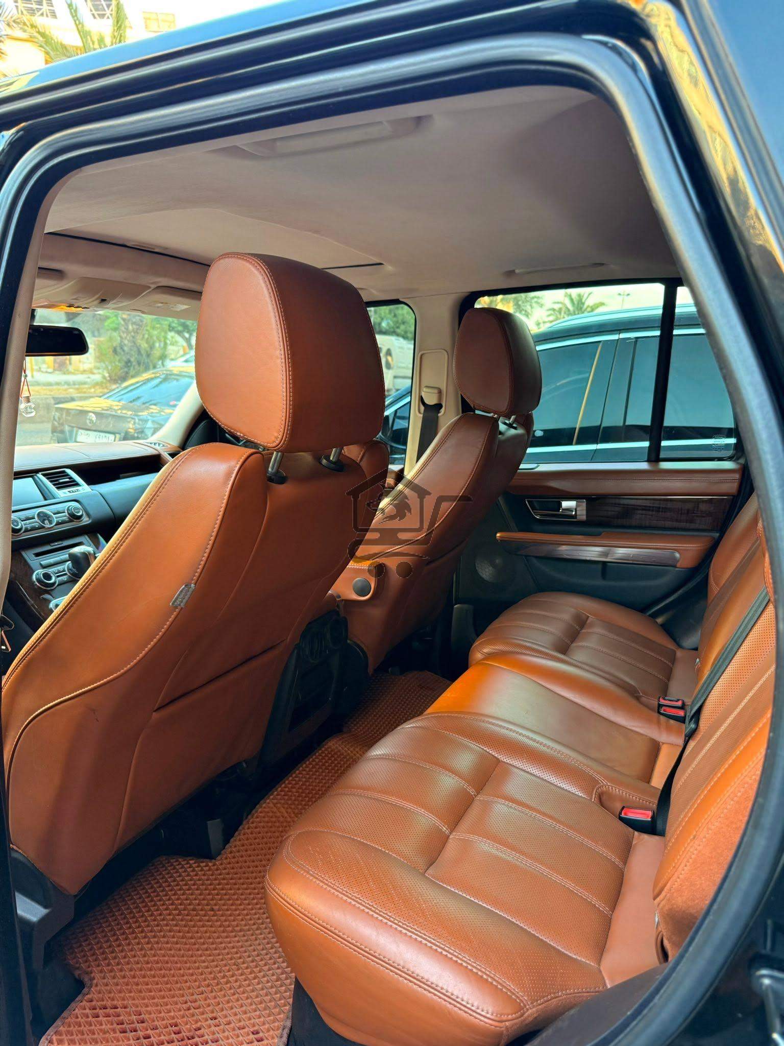 Range Rover Supercharged - الصورة 6