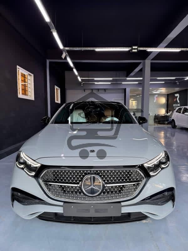 Mercedes - الصورة 1