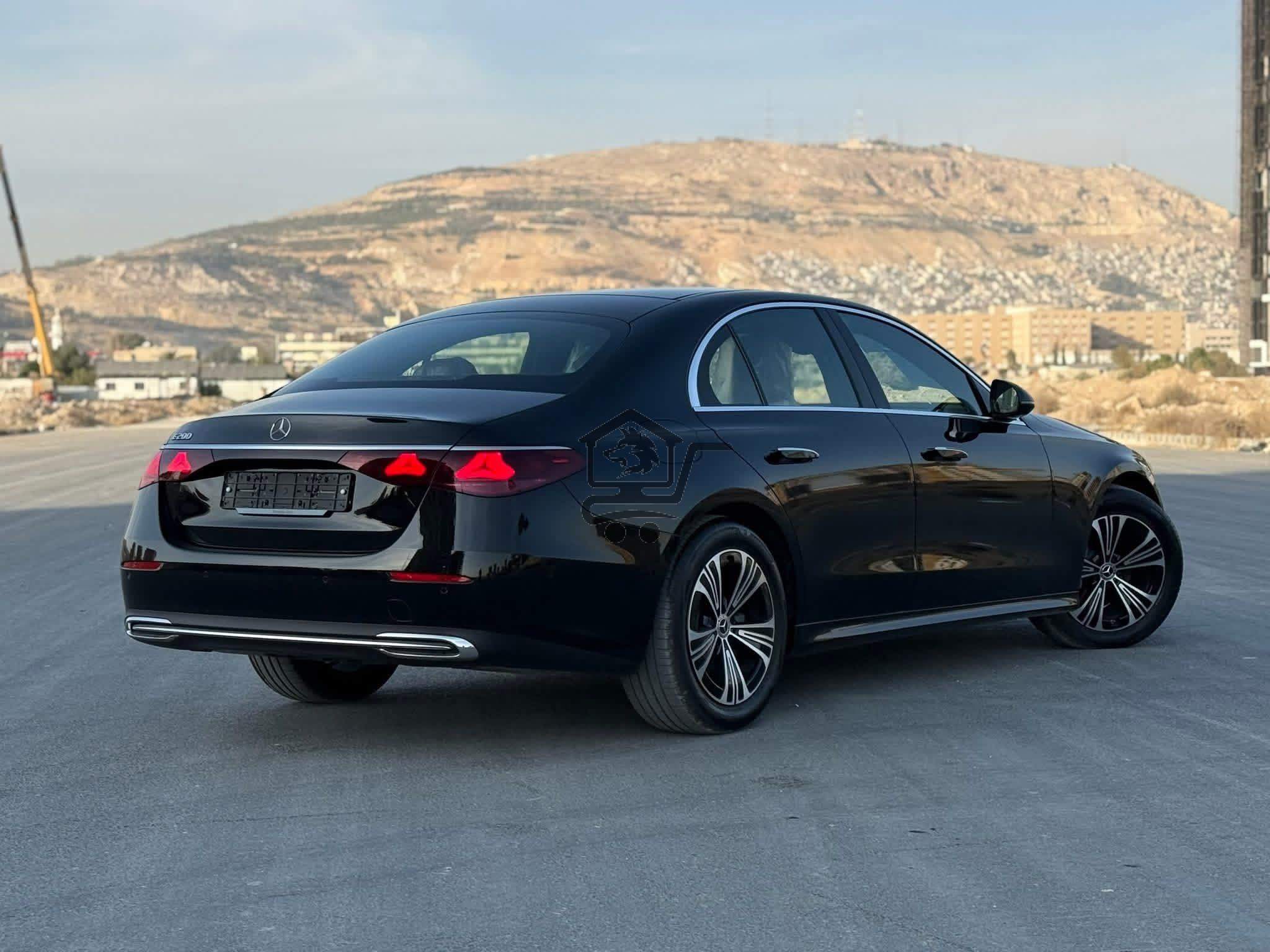 Mercedes - الصورة 7