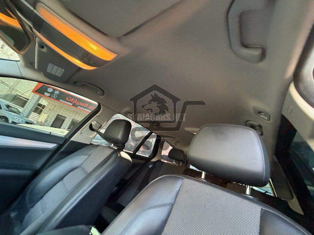 مرسيدس بينز - Mercedes benz C 220 - الصورة 4