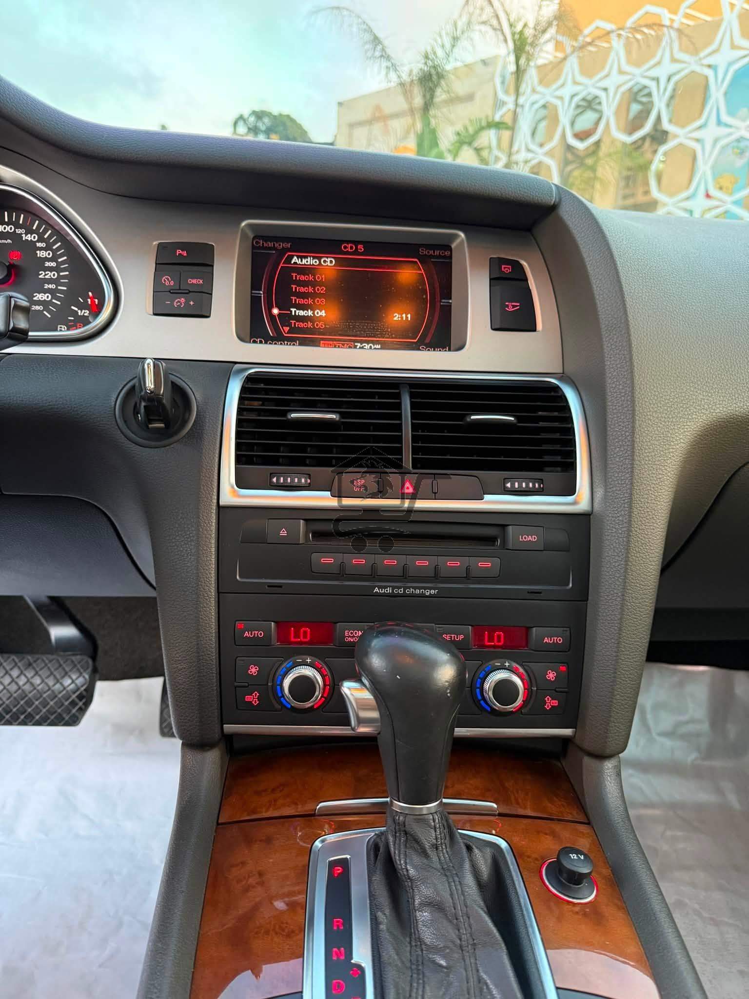 Audi Q7 2009 - الصورة 7