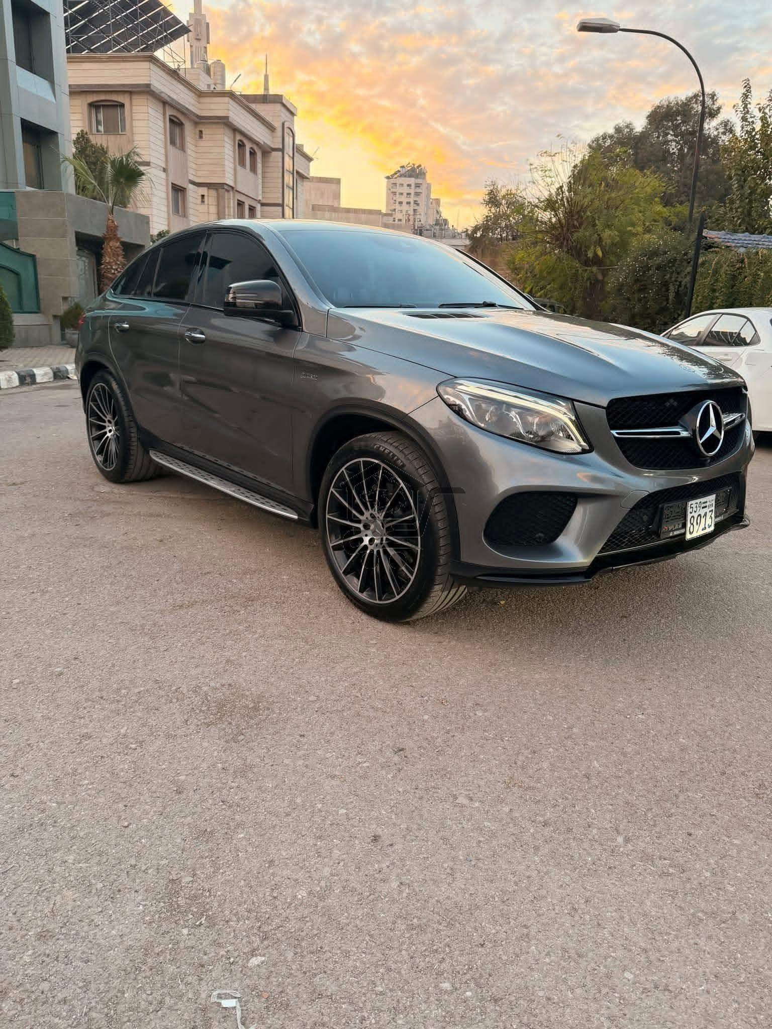 Mercedes Gle 450 - الصورة 9