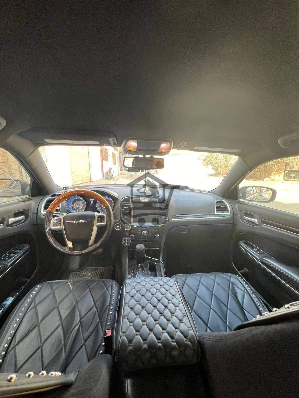 كرايسلر 300 - الصورة 4