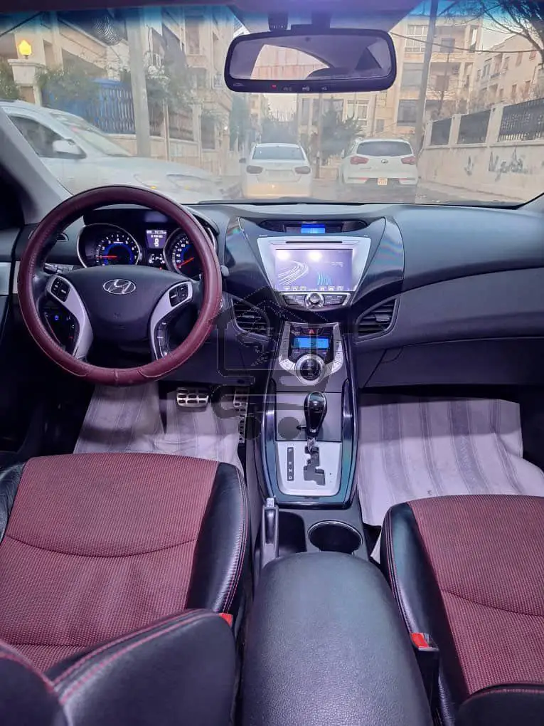 هونداي أفنتي  ٢٠١١ - الصورة 6