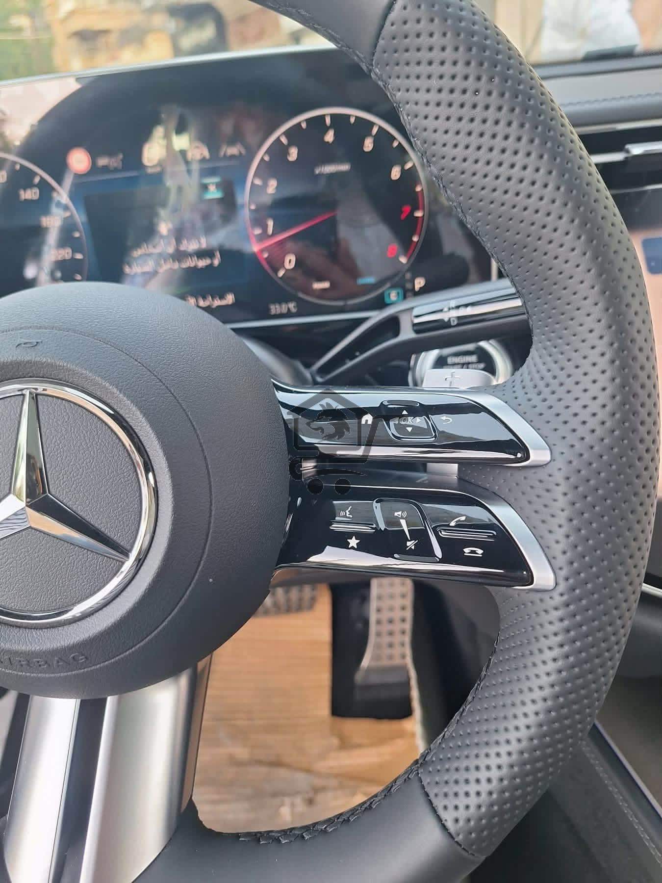 Mercedes E300 4Matic - الصورة 6