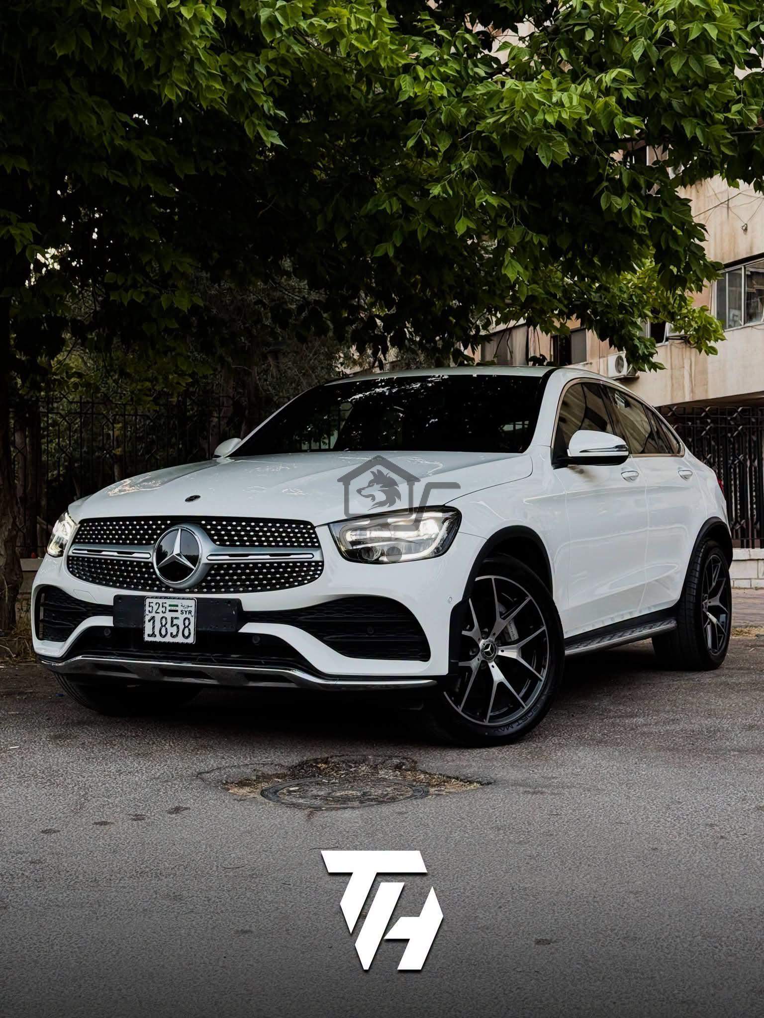 MERCEDES BENZ - الصورة 1