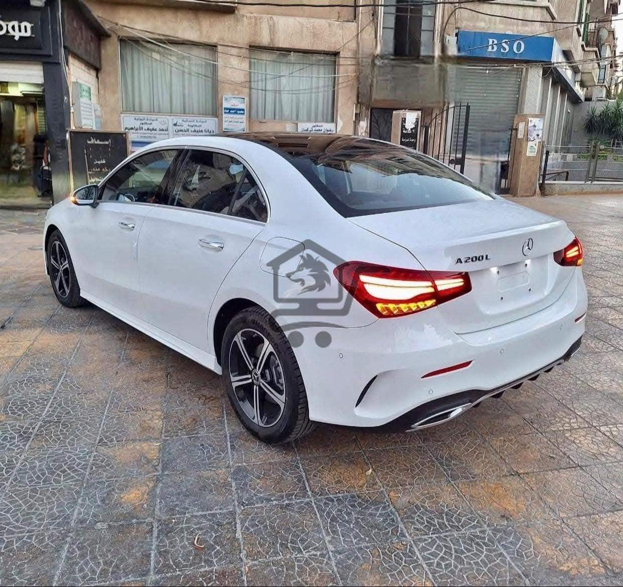 Mercedes-Benz A 200 L - الصورة 4