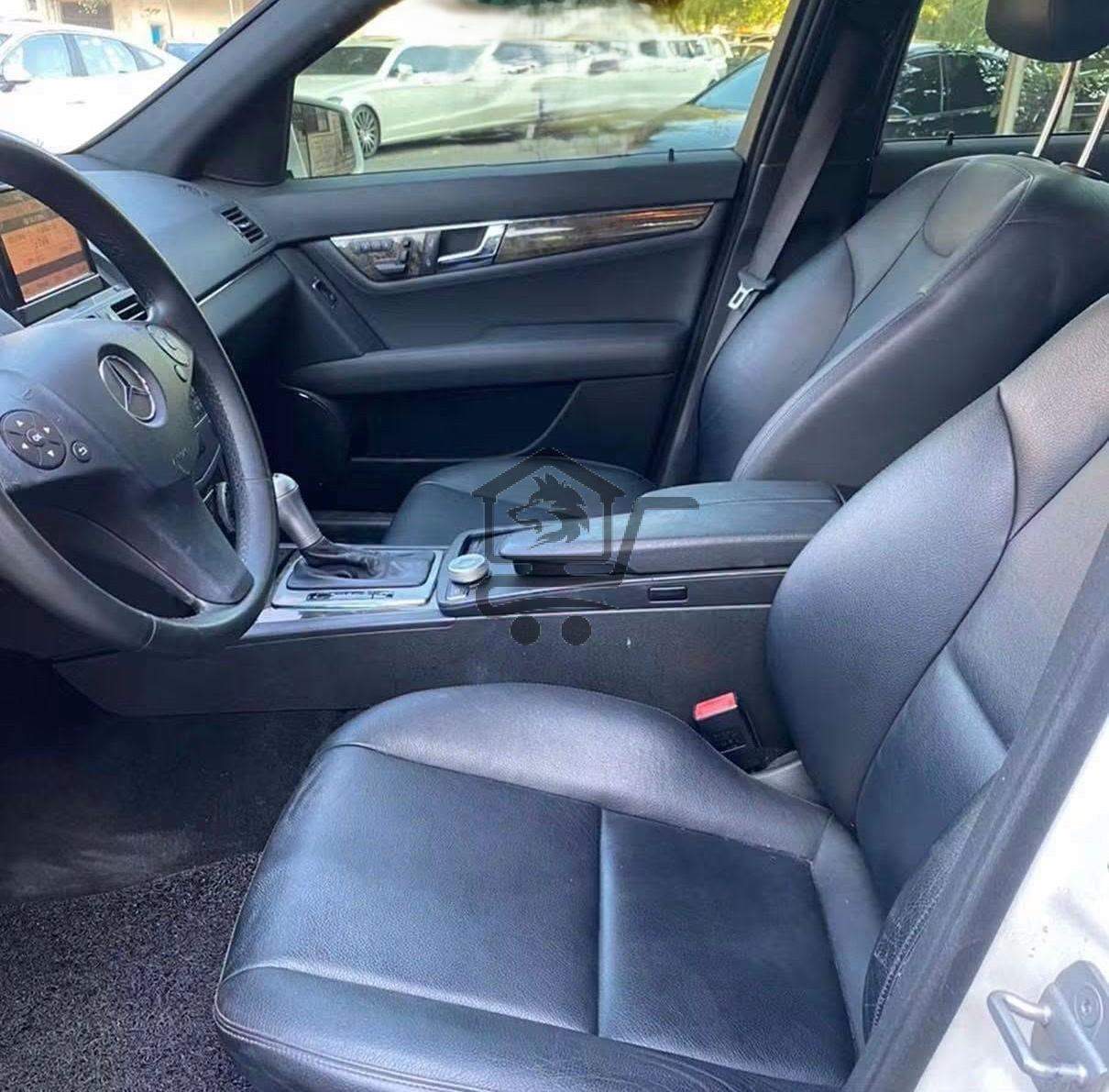 Mercedes-Benz C250 2011 - الصورة 5