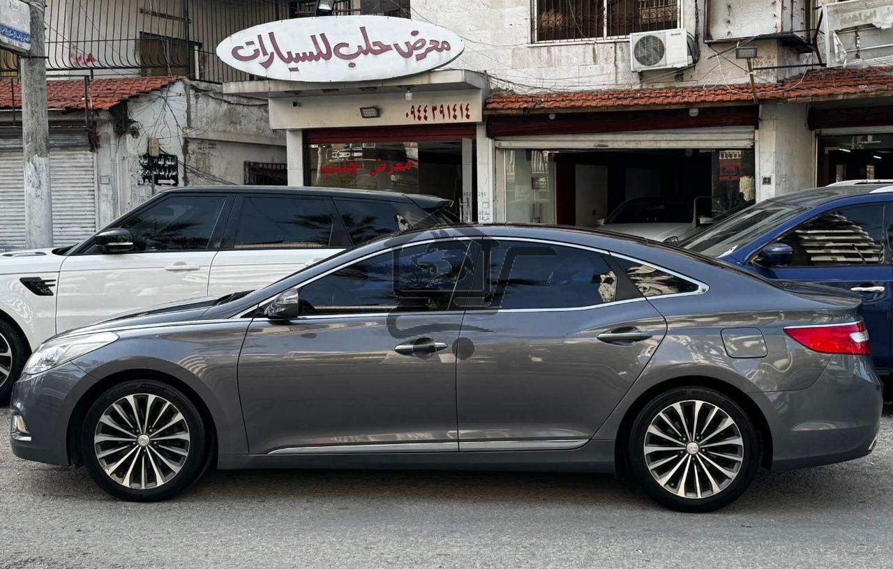 Hyundai Azera Grandeur 2013 - الصورة 3