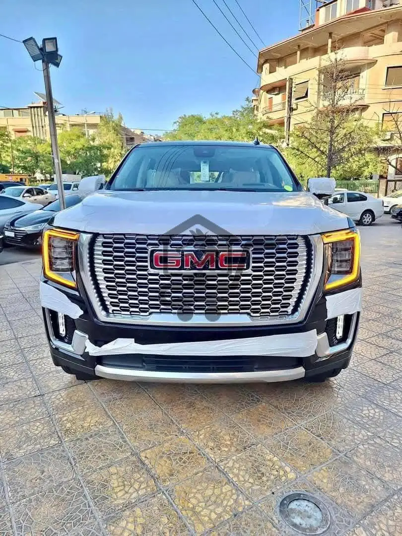 GMC Yukon Denali 2024 - الصورة 1