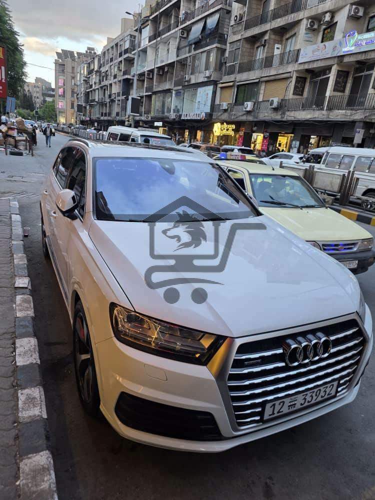 اودي Q7 S-line - الصورة 1