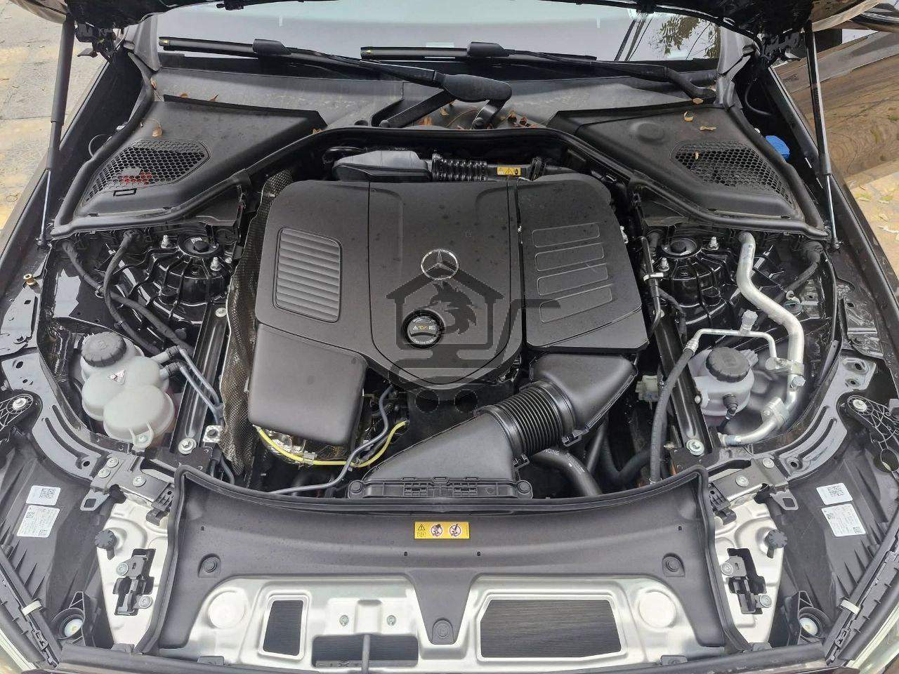 Mercedes E200 - الصورة 6