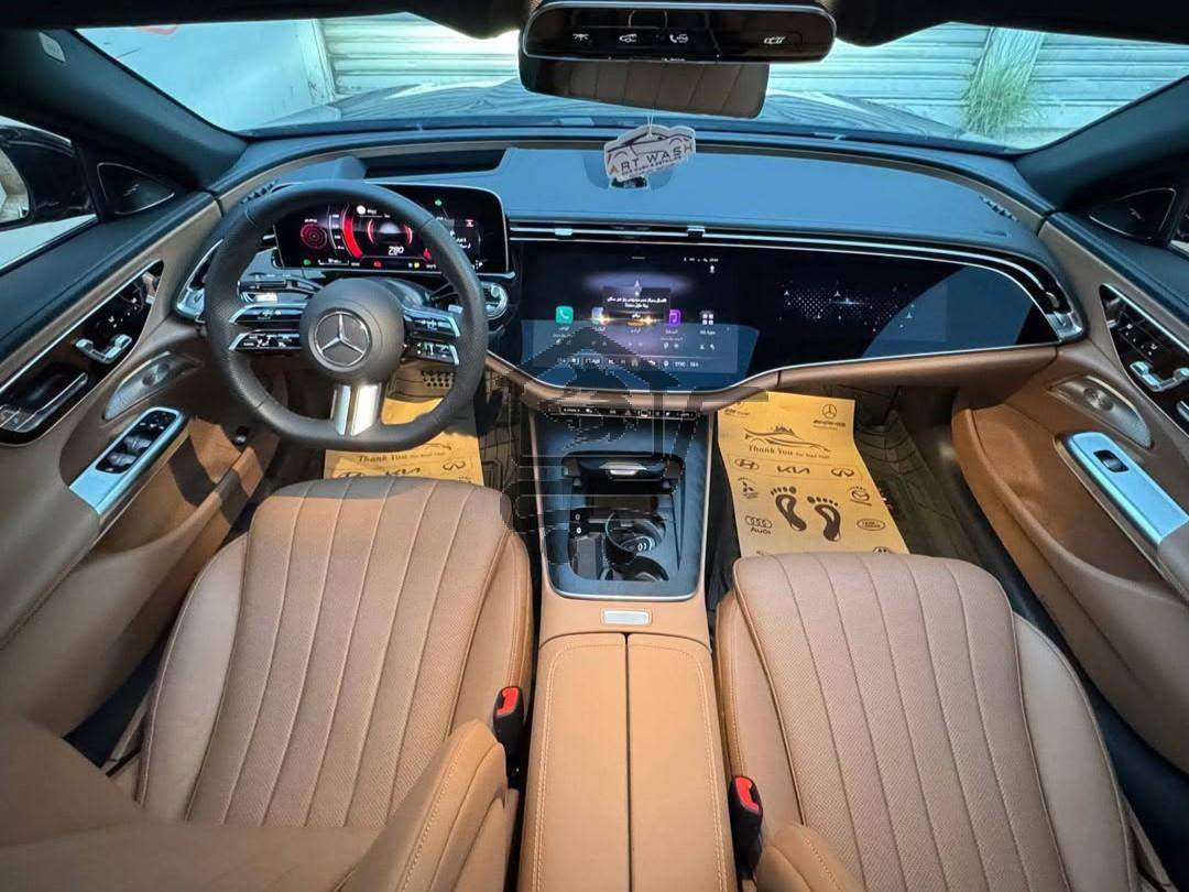 Mercedes E300 2026 - الصورة 6