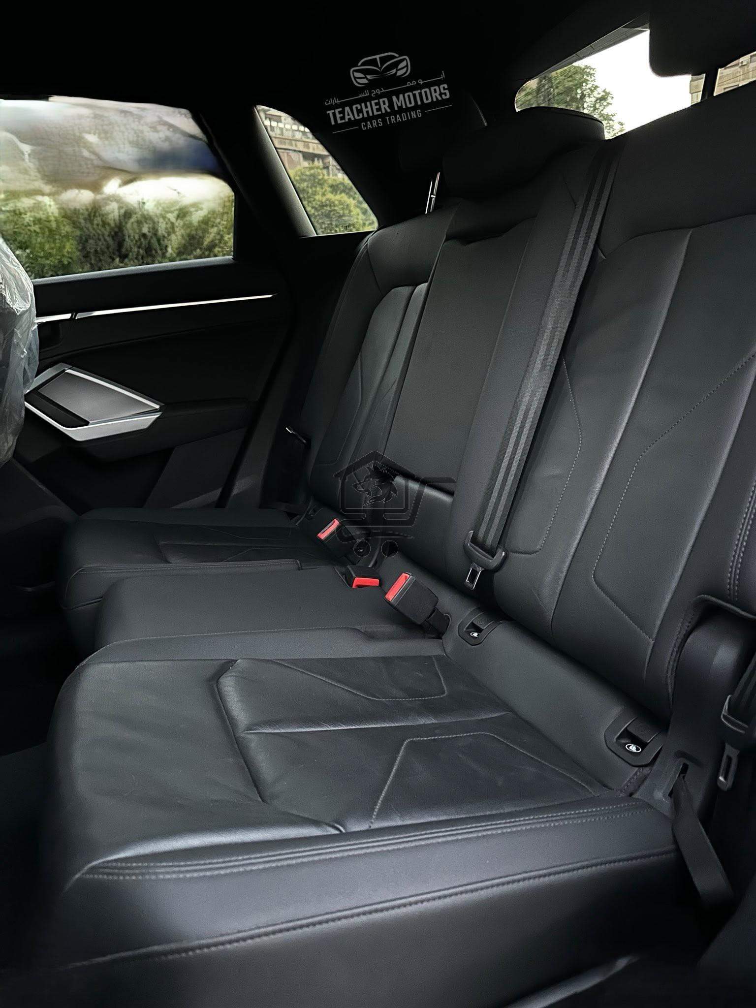 Audi Q3 S-line 2020 - الصورة 10