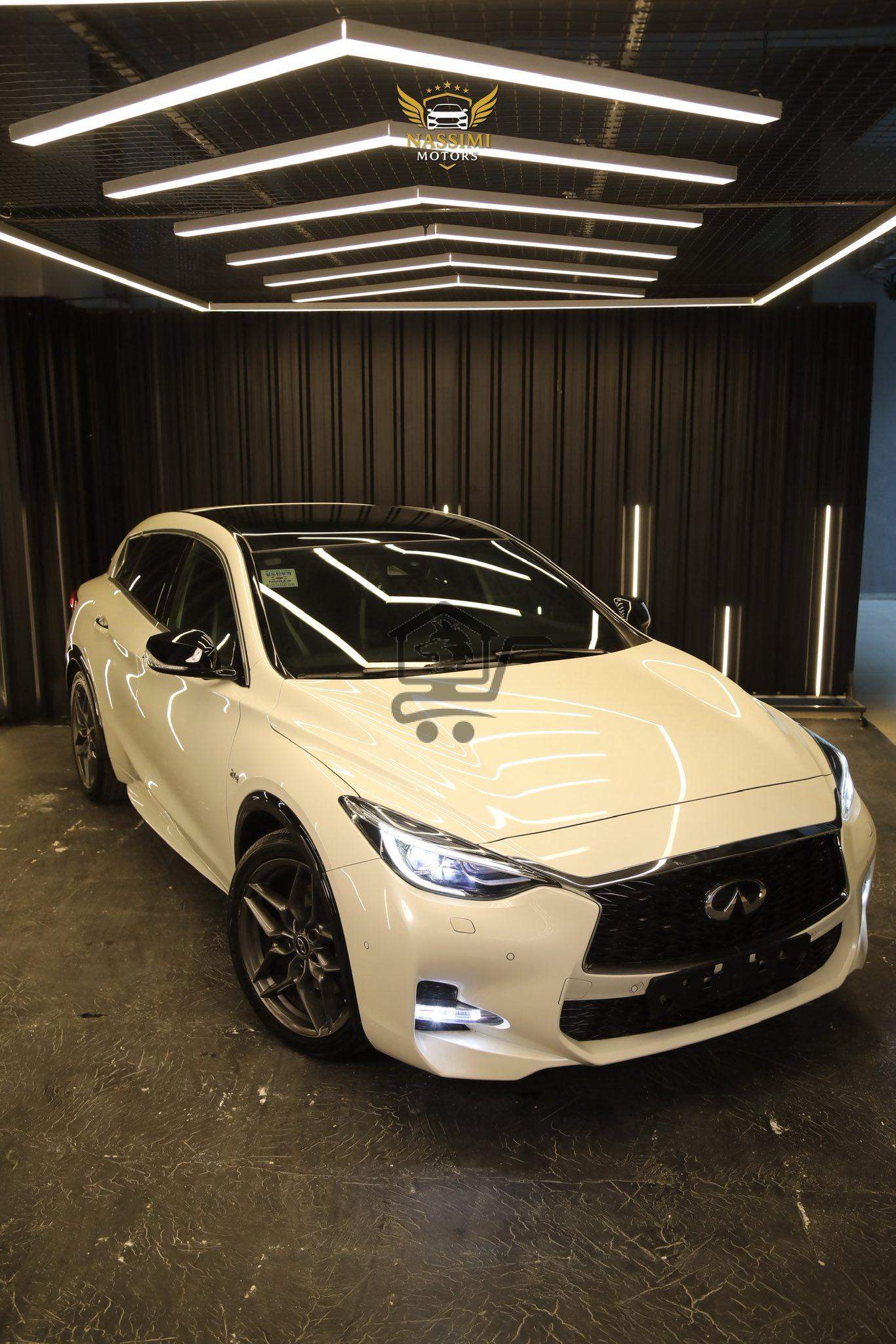 INFINITI Q30S 2017 - الصورة 1
