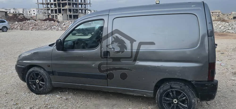 بيكاب بيجو 2000 - الصورة 4