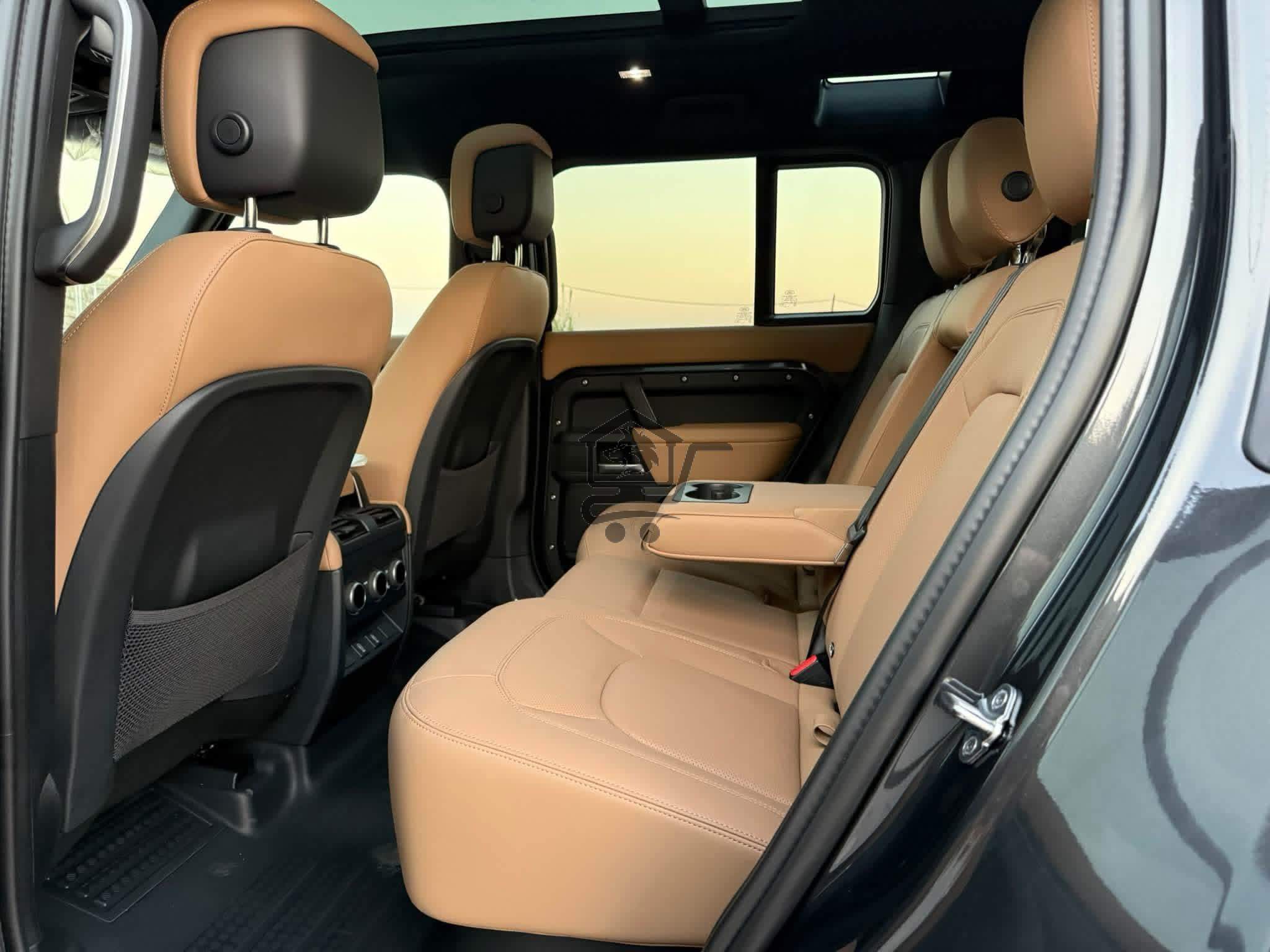 land Rover - الصورة 9