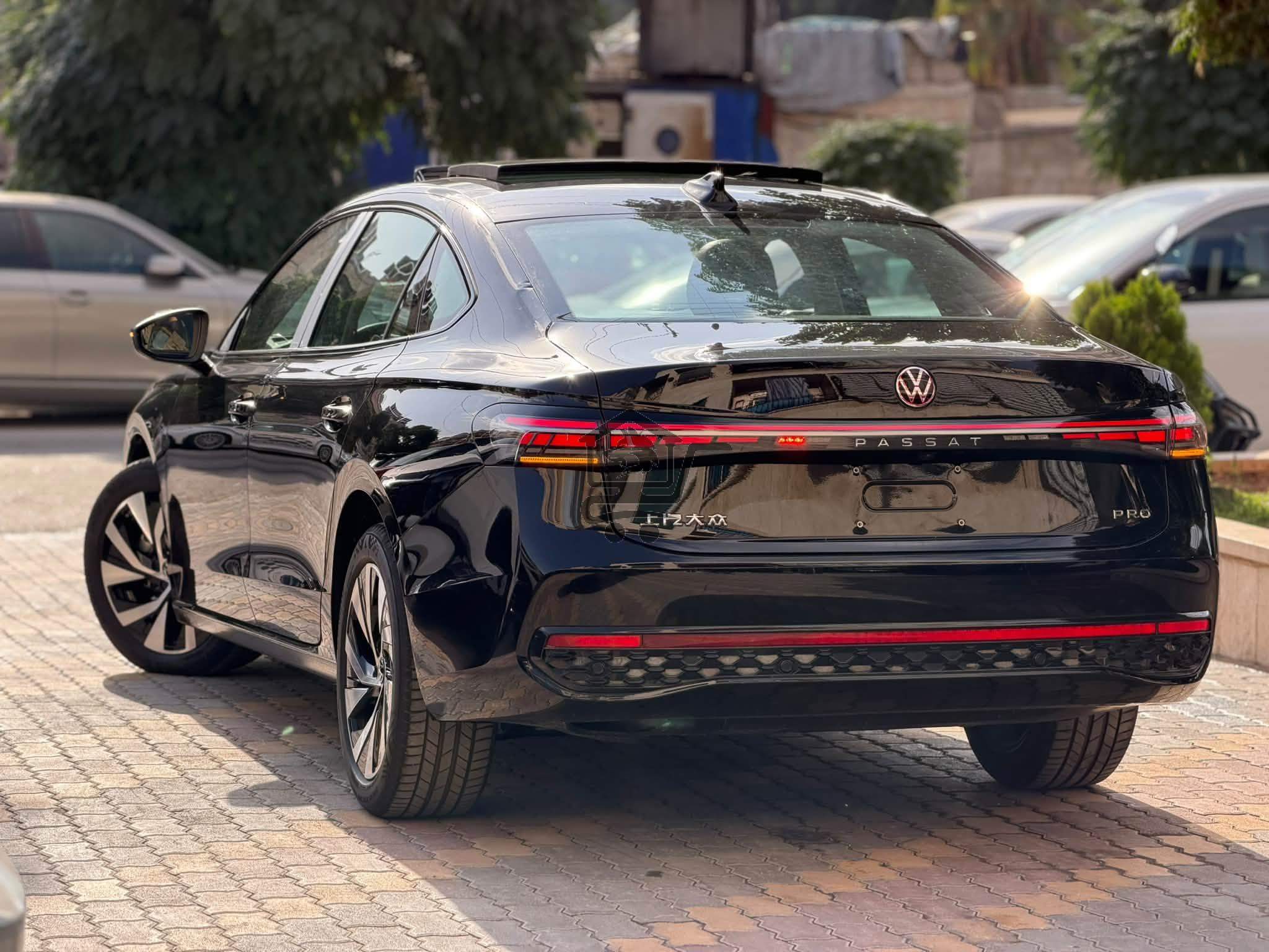 Volkswagen Passat Pro 2025 - الصورة 6