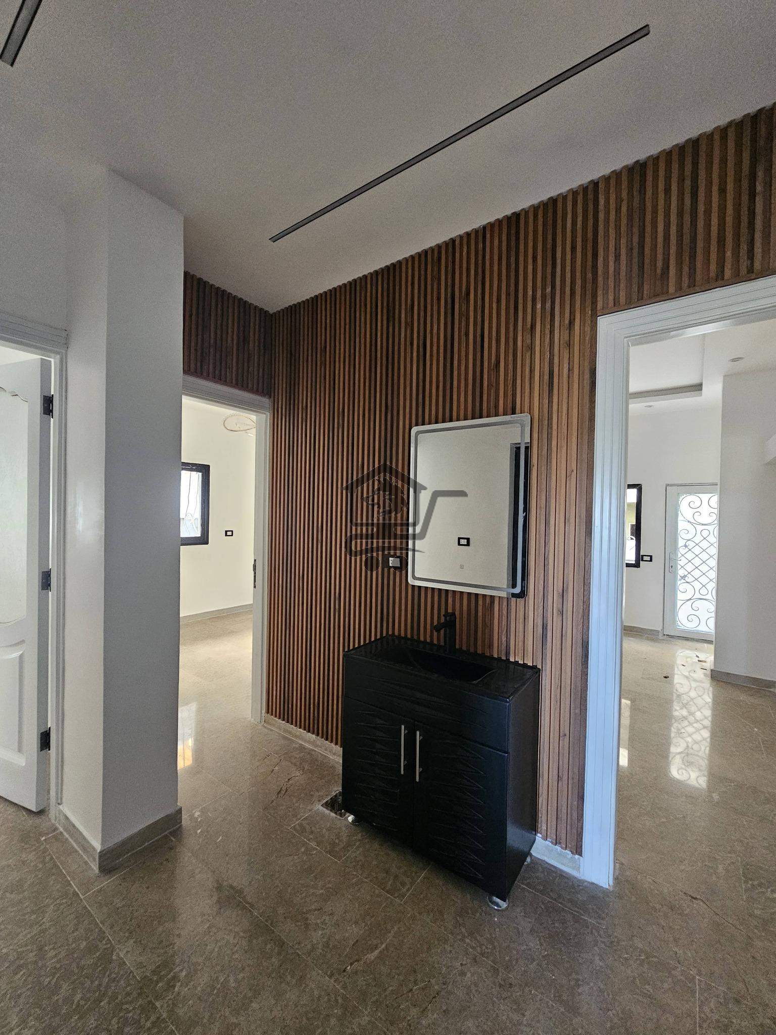 لمحبي الجنينة او الحديقة الخارجية بمساحة واسعة - الصورة 3