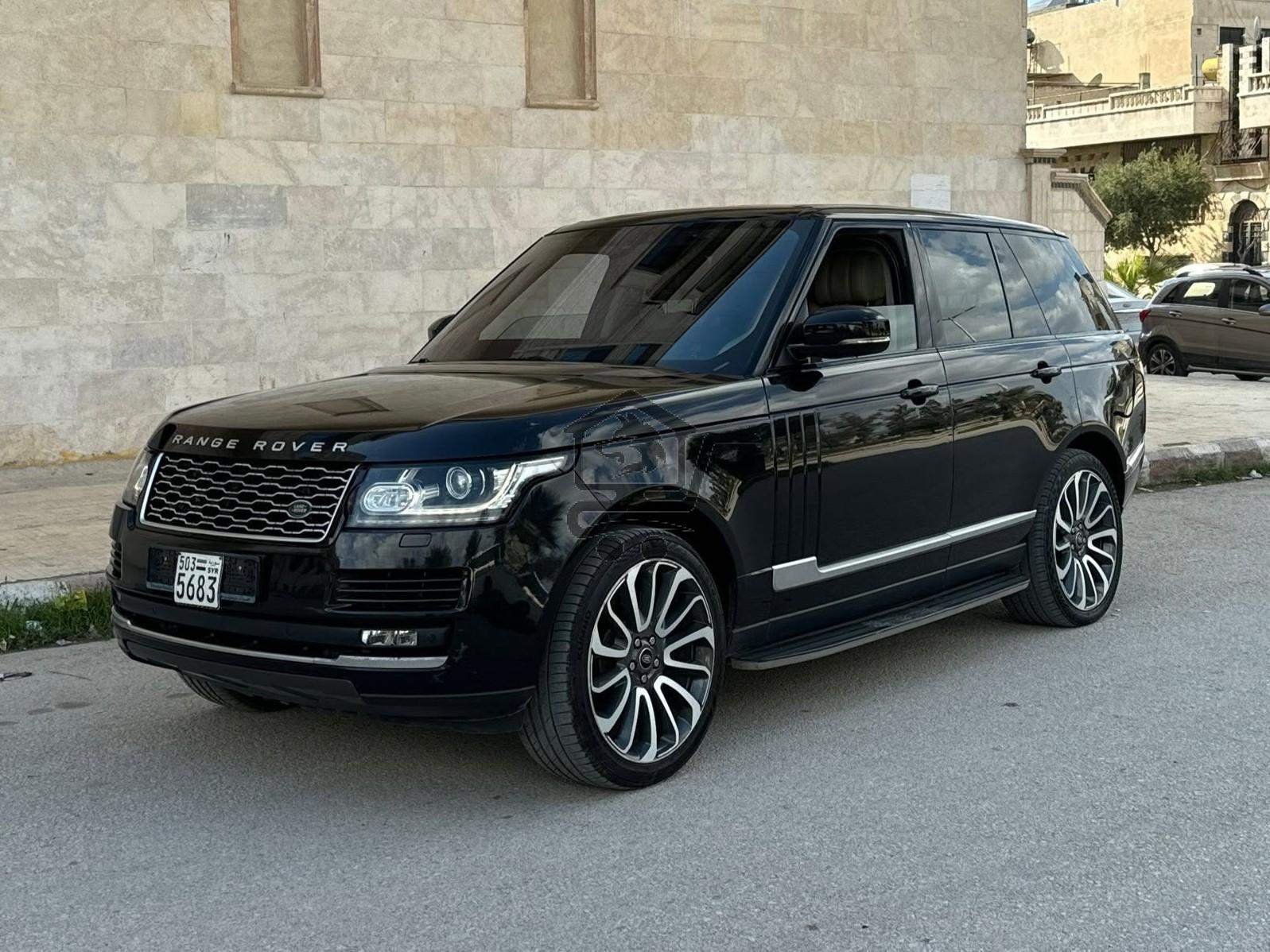 Range Rover Vogue 2015 - الصورة 1