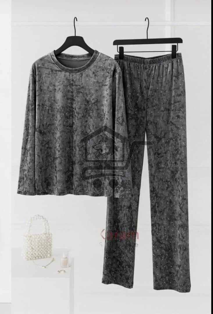 بيجاما نسواني مخمل - الصورة 2