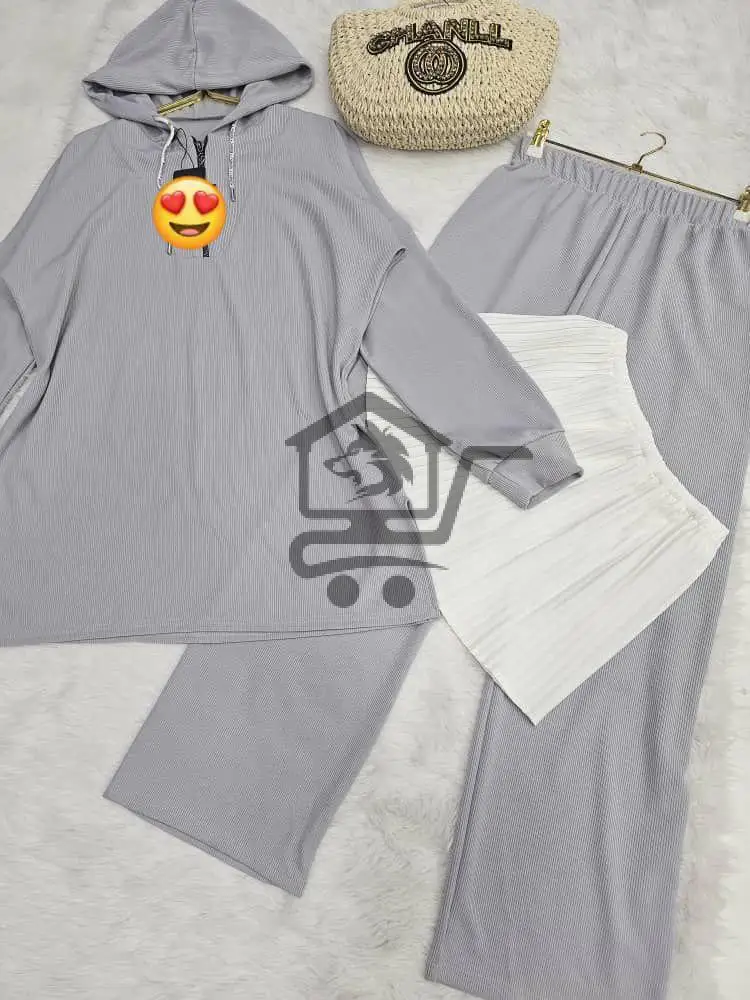 بيجاما نسواني 3 قطع - الصورة 4