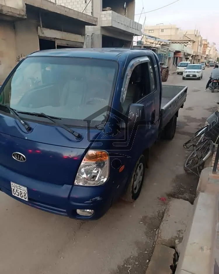 كيا بانغو للبيع