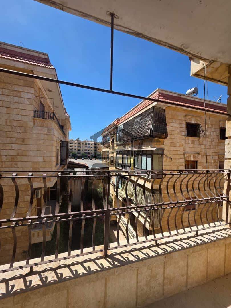 منزل فاخر - الصورة 9