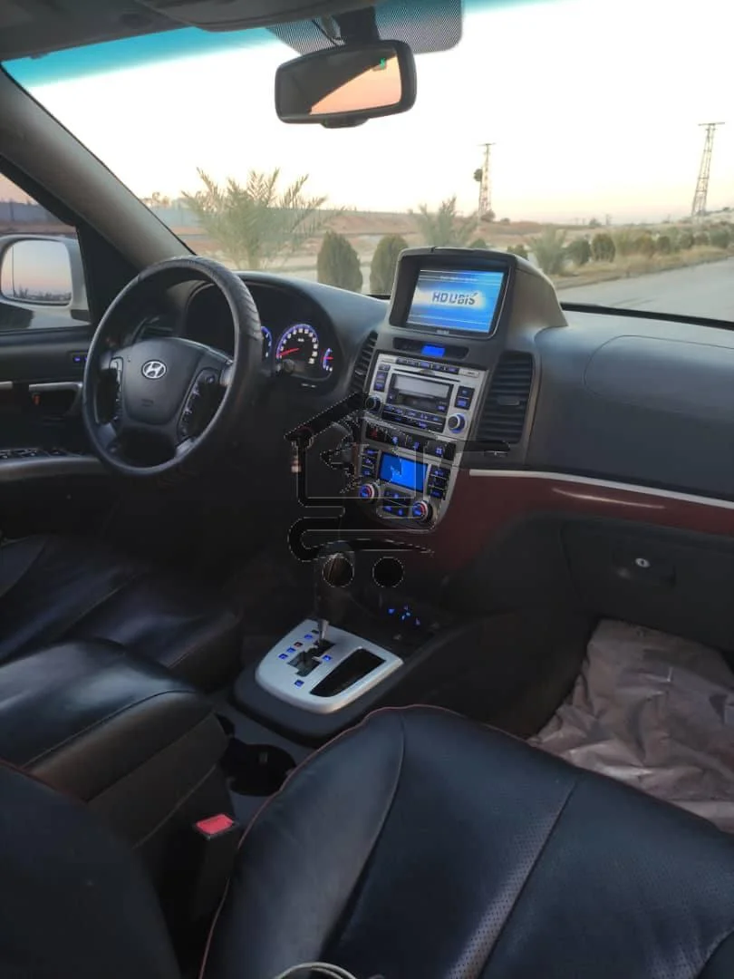 هونداي سنتافي cm - الصورة 6